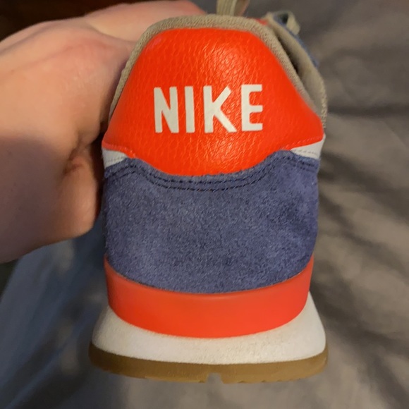 Shoes - Picture 6 of 6